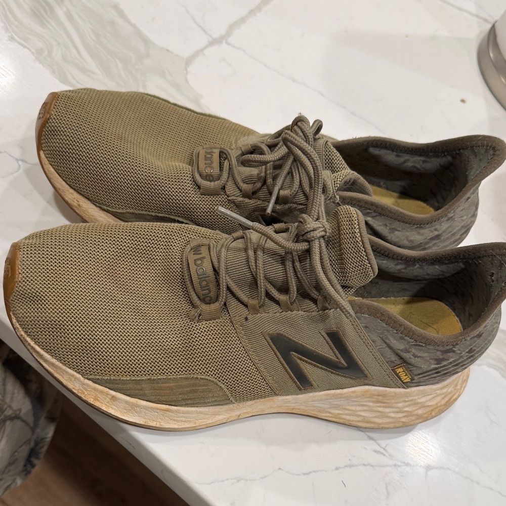 New Balance Men's Olive Sneakers